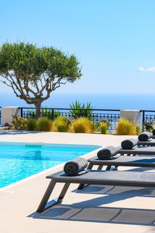 אימרוביגלי Grand Villa Santorini מראה חיצוני תמונה