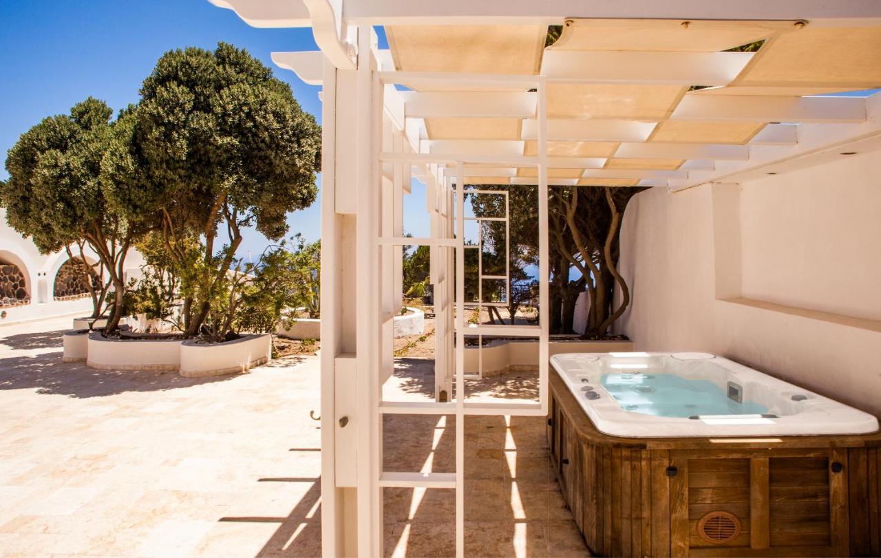 אימרוביגלי Grand Villa Santorini מראה חיצוני תמונה