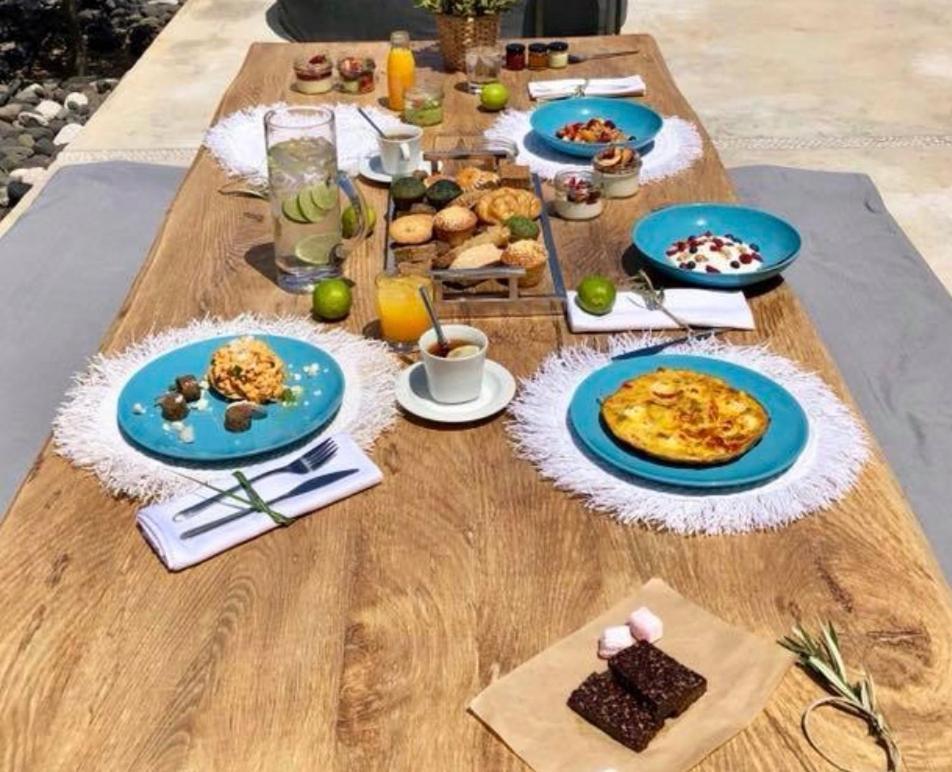 אימרוביגלי Grand Villa Santorini מראה חיצוני תמונה